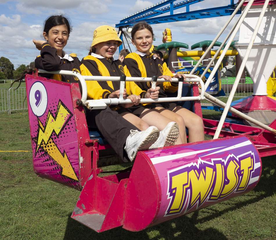 /uploaded_files/media/gallery/16378994942021_Rides_Day_10.jpg